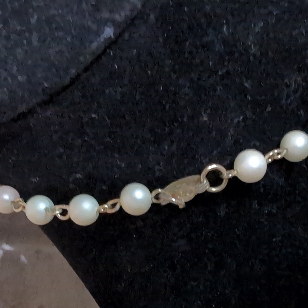 Necklace - Picture 2 of 2
